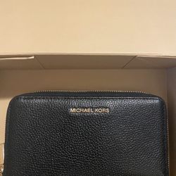 Brand New Michael Kors Wallet 