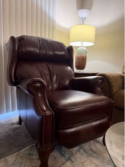Laz-Boy high-end classic style recliner