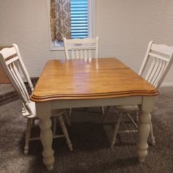 Diner  Table