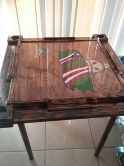 Dominó table