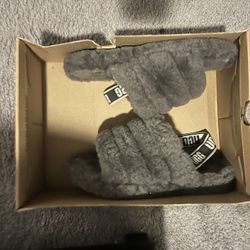 Ugg