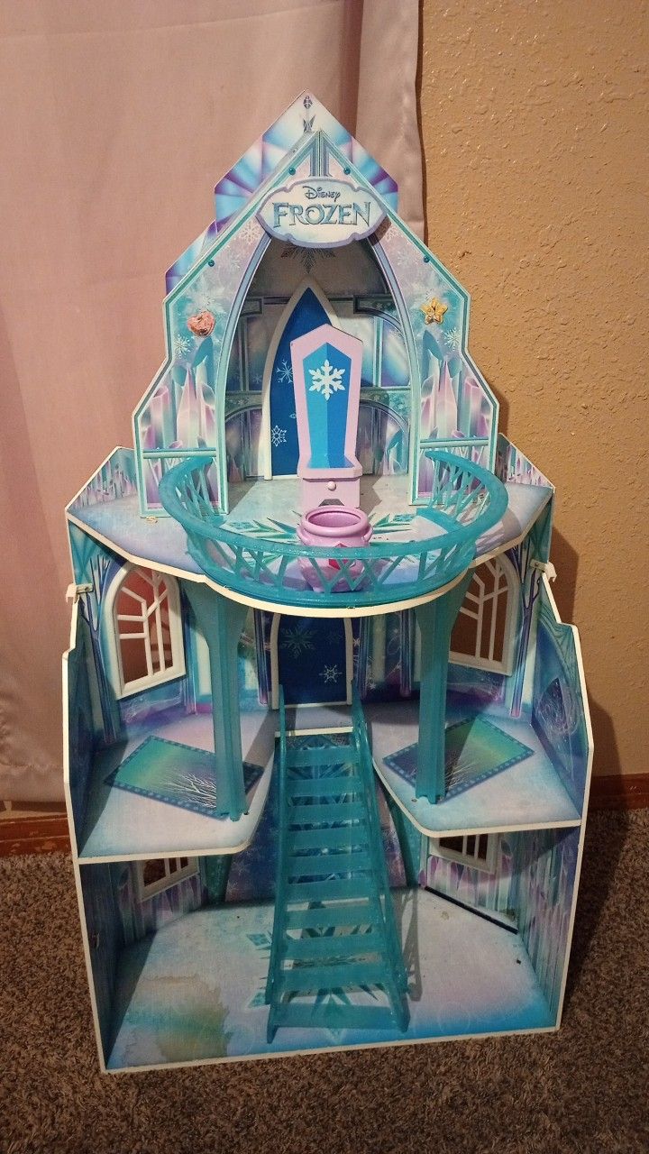 Frozen Play House For Barbies