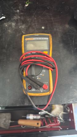 Volt meter