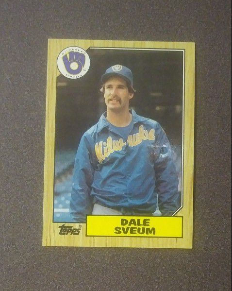 1987 Topps Dale Sveum Milwaukee Brewers #327 Rookie RC Baseball Card Vintage Collectible Trading Sports MLB Major League Professional Pro 