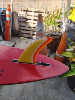 6" 6 vintage infinity single fin surfboard (need tLc)