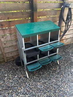 Chicken nesting boxes