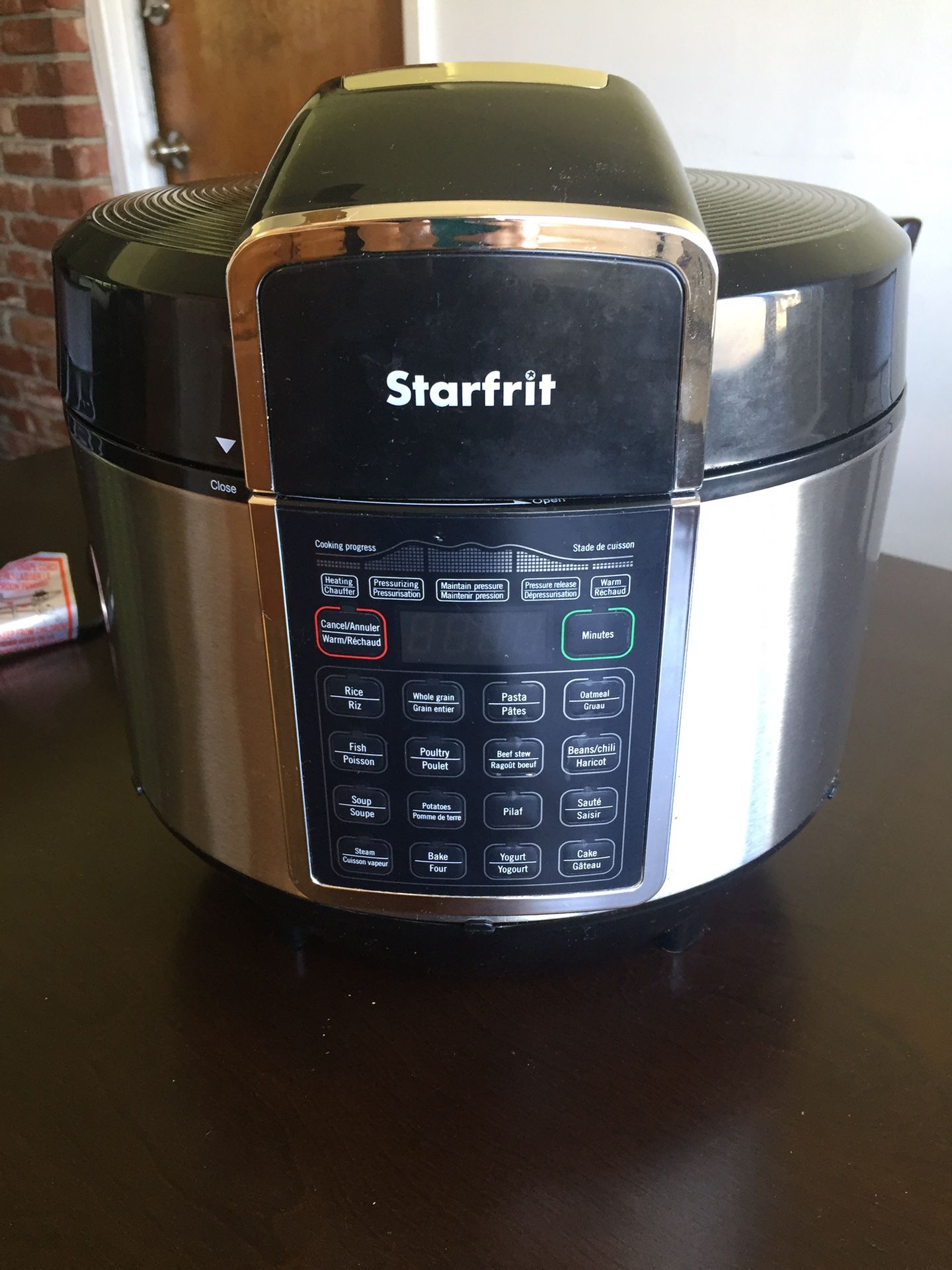 STARFRIT ELECTRIC PRESSURE COOKER