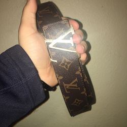 Lv Belt