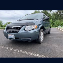 2008 Chrysler Town & Country
