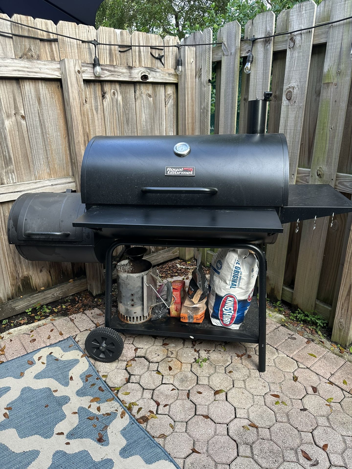 Royal Gourmet Barrel Charcoal Grill with Offset Smoker, Outdoor Smoker with 1200 Sq. In. Cooking Area And Cover BBQ