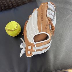Easton 10in Training Glove Softball