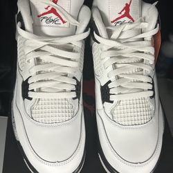 Retro Jordan Cement 4s Size 13(dead stock)