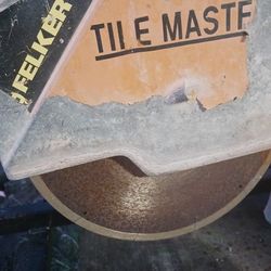 Best Offer//Working Tile Saw