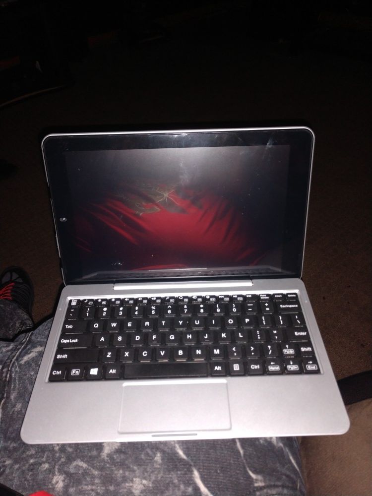 RCA W101-CS Notebook/Tablet Cambio 10" 2-in-1 Webcam
