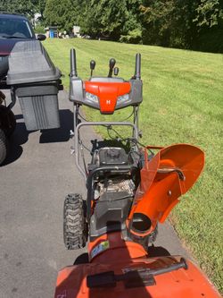 24 inch snowblower in  great working condition
