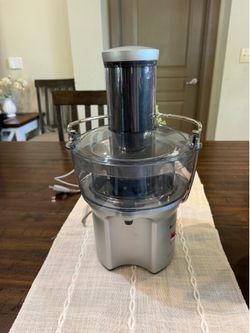 Moving! Breville Juice Fountain Compact Centrifugal Machine