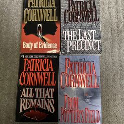 Patricia Cornwell paperback books Lot Of 4