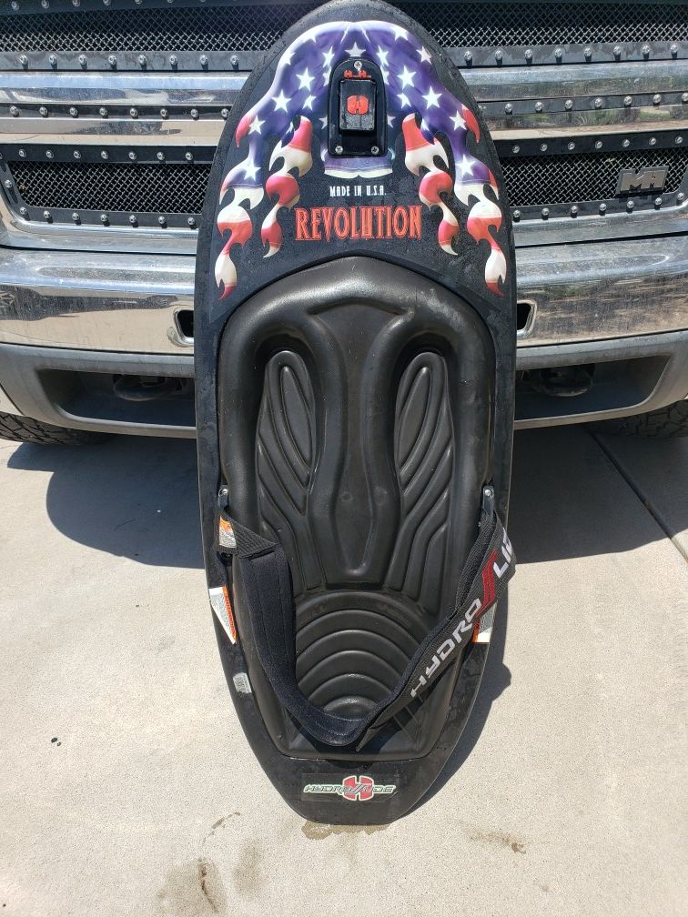 Hydroslide revolution kneeboard
