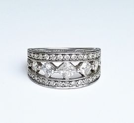Women's Jewelry Ring Sterling Silver 925 Size 6.75 Unknown Stones Look Like Diamonds