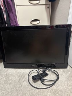 Vizo tv with  wall mount