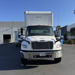 2019 Freight linear M2 106