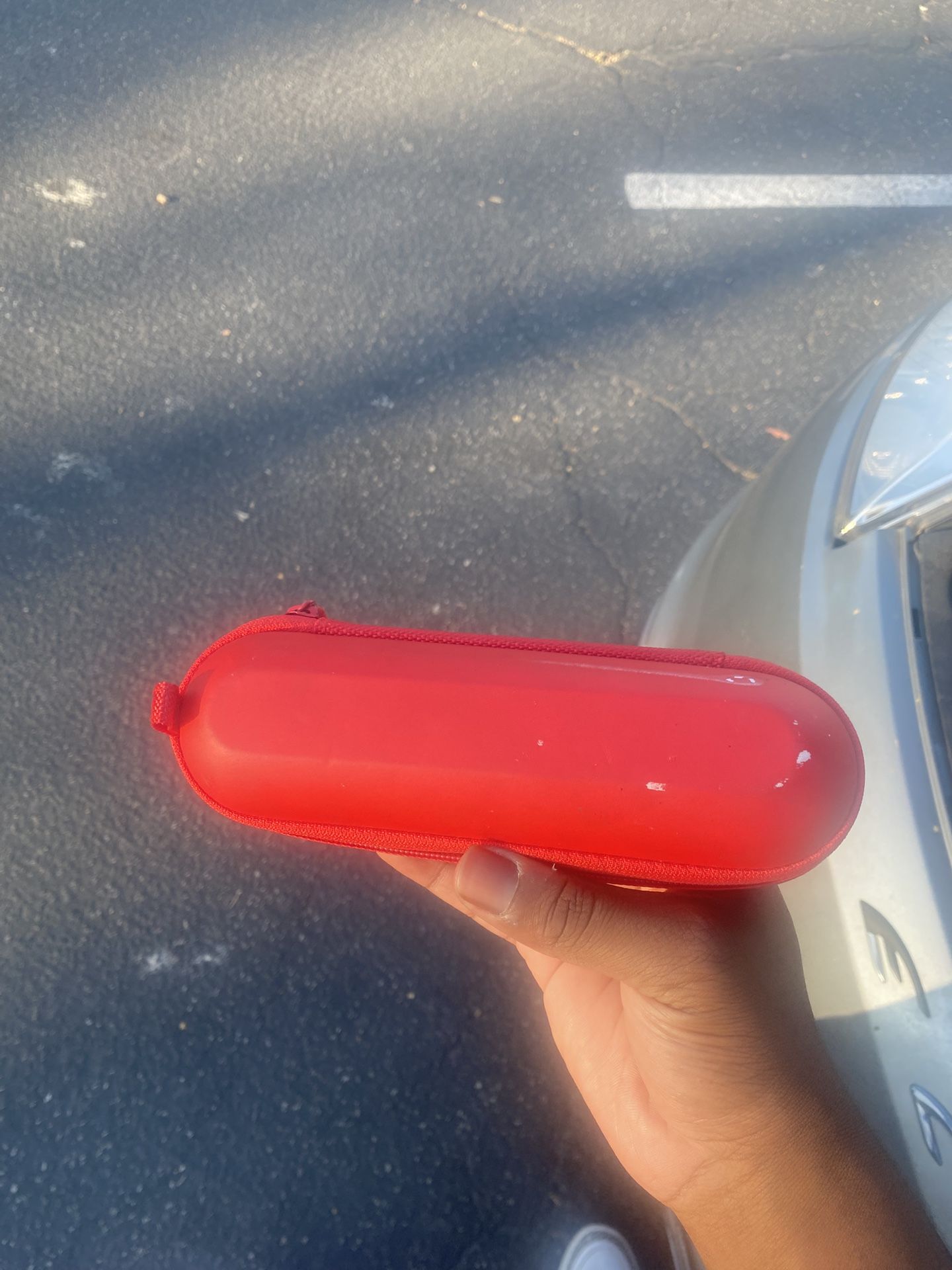 Beats Pill