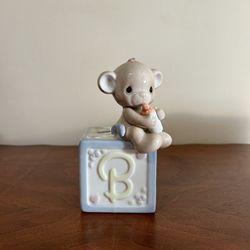 Vintage Precious Moments Enesco Baby Piggy Bank great condition with box 5.75” tall x 3.5” wide 