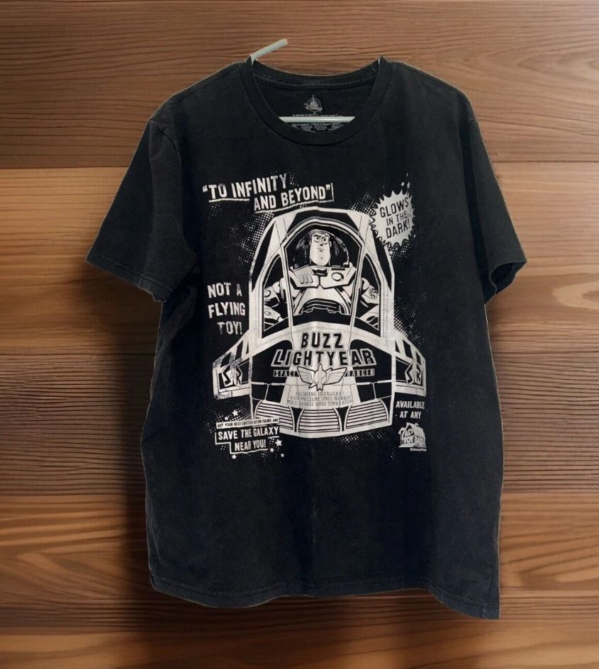 Buzz Light Year T Shirt Faded Men XL Disney Graphic Front Black Glow in Dark