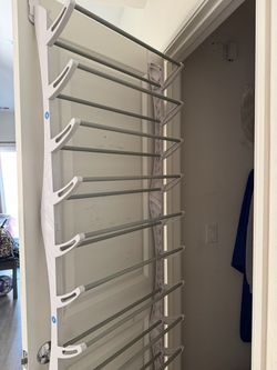 Shoe rack