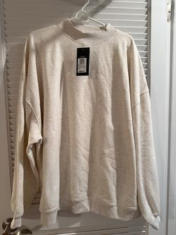 Fabletics sweatshirt