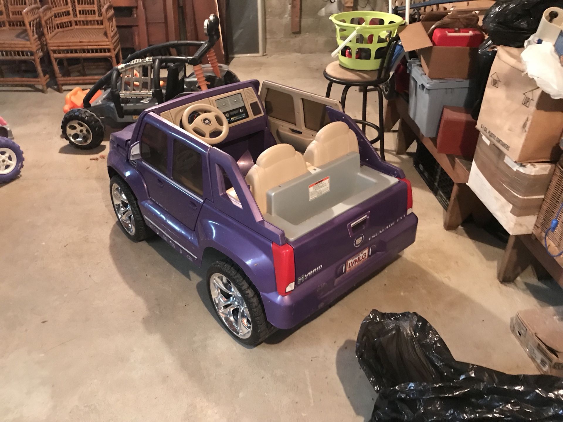 selling my kids power wheels 12 volt