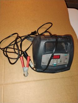 Battery Charger And Jumper Box Works Perfectly Motorcycle Boat Truck Van Car