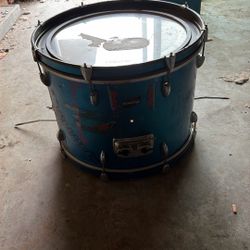 Ludwig accent model 22 inch base drum