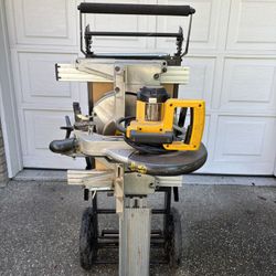 12” Dewalt Compound Miter Saw with Stand