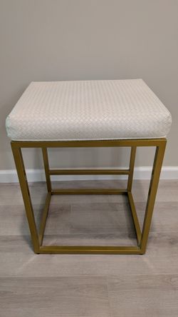 Stool