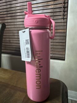Lululemon Back to Life Sport Bottle 24oz Straw Lid