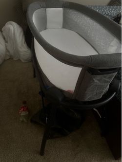 Baby delight beside me bassinet