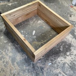 Cedar Planter Box 