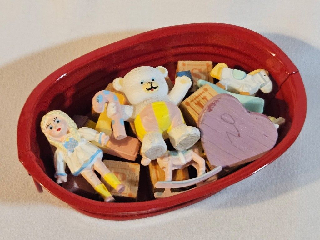 Tin Full Of Wooden Letter Blocks @ And Baby Nursery Decorative Figurines Excellent Vintage Condition This tin full of wooden letter blocks and baby nu