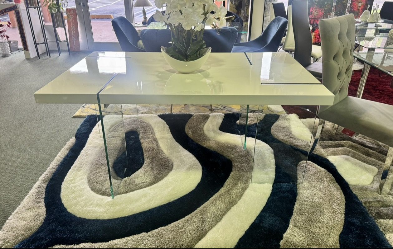 HIGH GLOSS WHITE dining table 🤍🤍