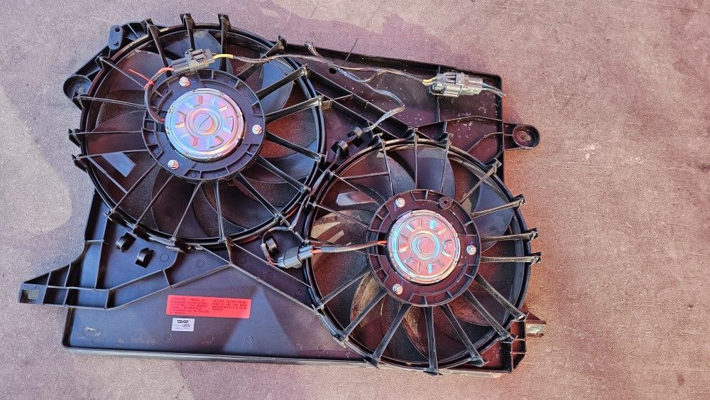 2019-2023 Dodge Charger Srt Cooling Fan Assembly OEM 