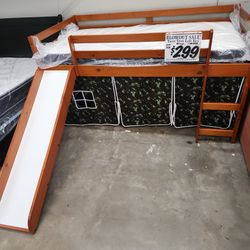 Loft bed twin with tent