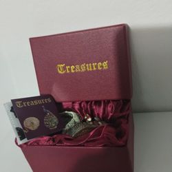 TREASURES HANDCRAFTED ARTWORK 