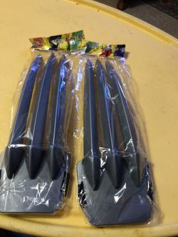 Wolverine hard plastic hand swords