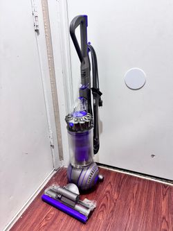 Dyson vacuum like new