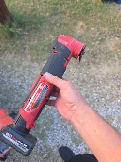 Milwaukee Oscillating Multi-Tool