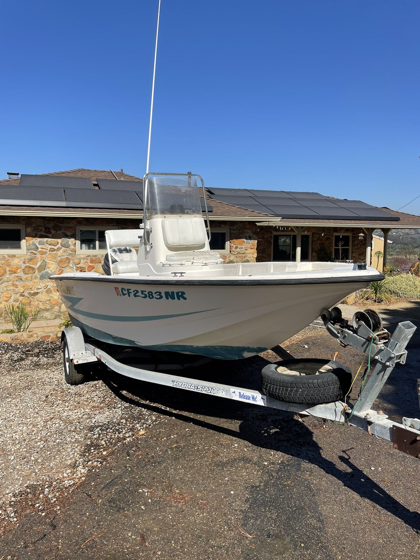 17 Ft Hydra Sport