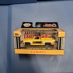 M2 Machines 1976 GMC SIERRA GRANDE 15 - "SS02", R106 1/64 2026