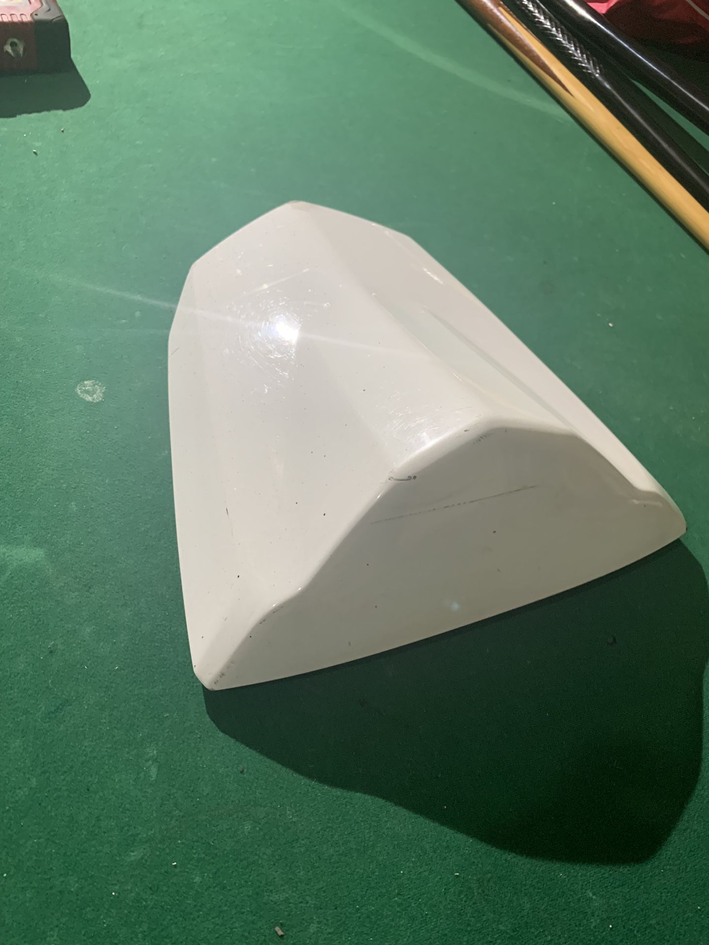 05 gsrx back cowl to replace rear seat