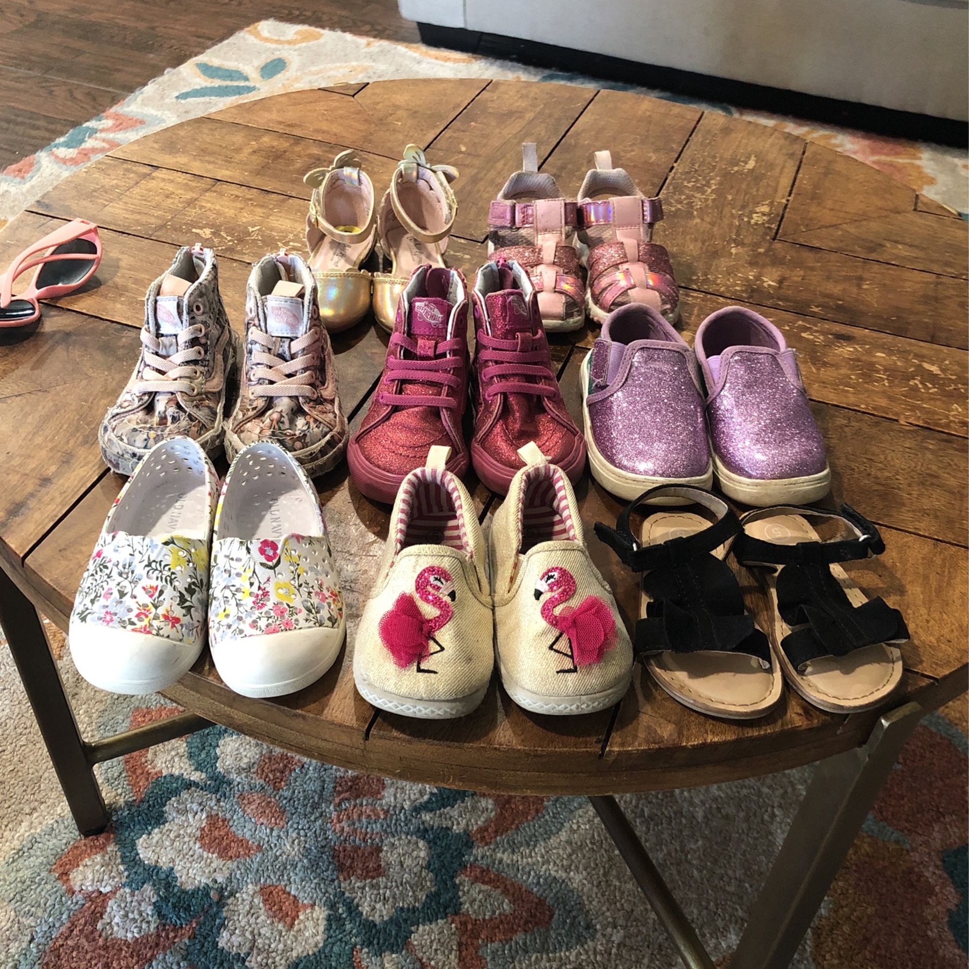 Shoes For Baby Gril Size 5 Vans And Old navy 